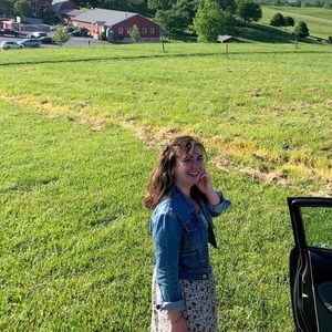 Meet your Posher, Clare